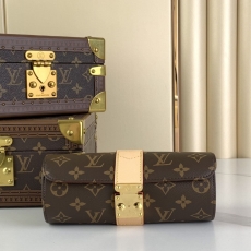 LV Round Bags